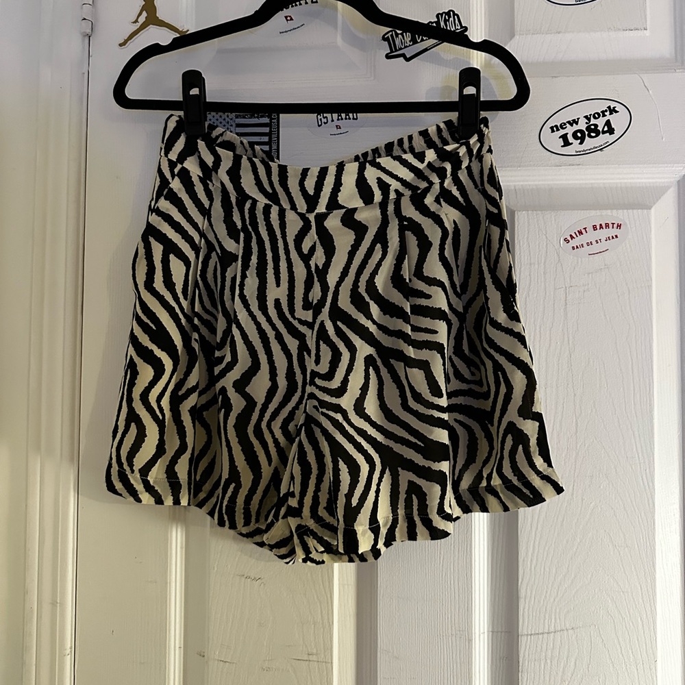 Dynamite Shorts